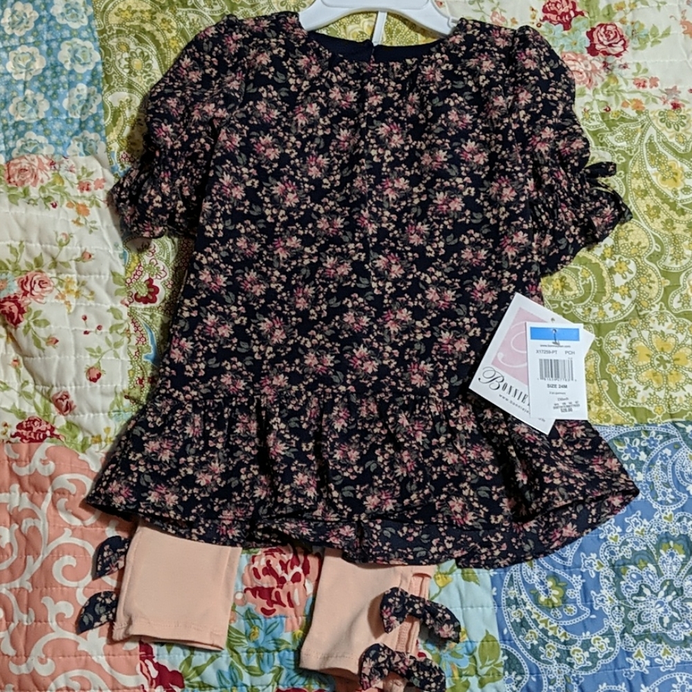 Adorable 2 piece outfit